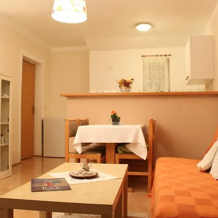 Haus Mandarina Apartment Palit Exterior photo